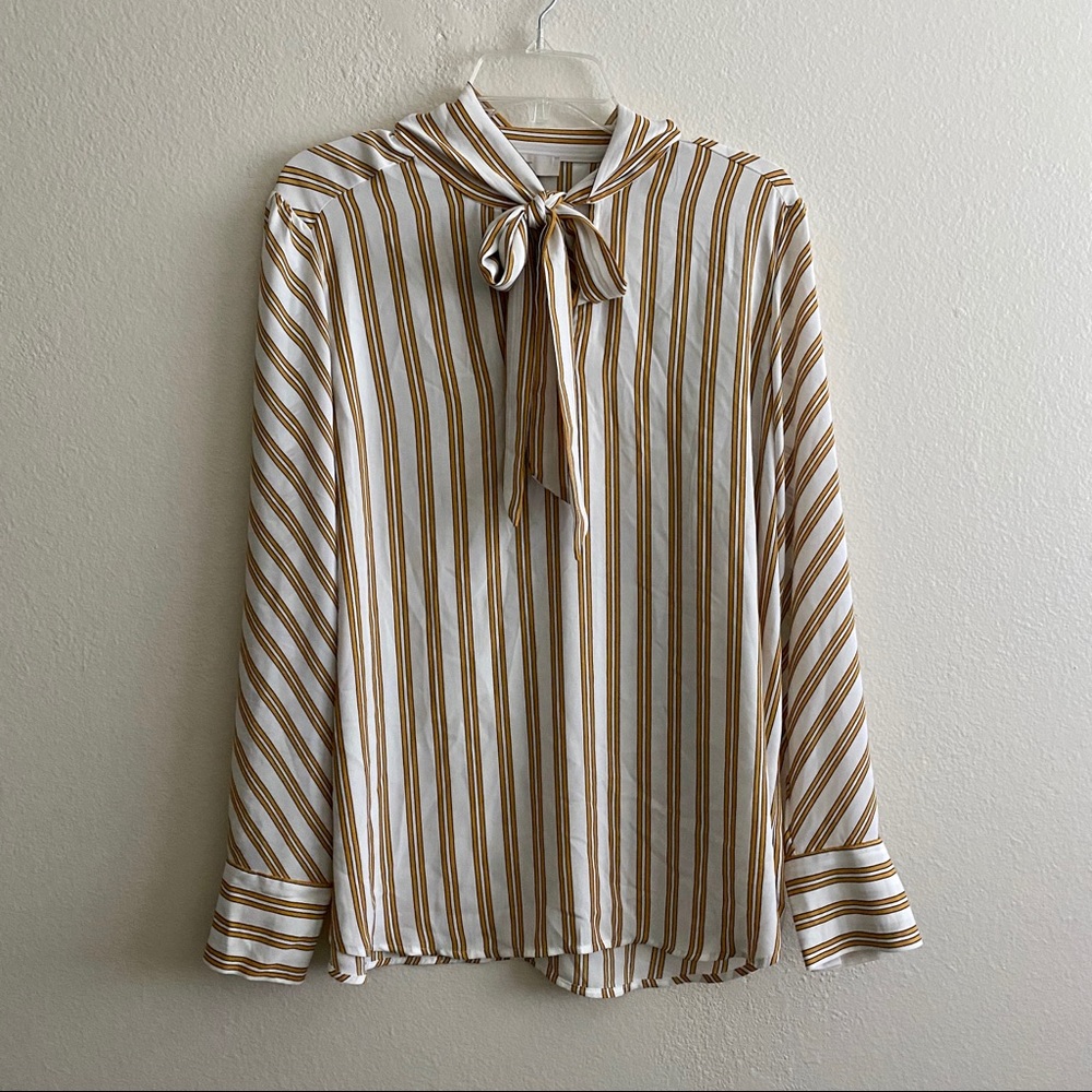 LOFT Blouse with Adjustable Tie Neck Sz. L